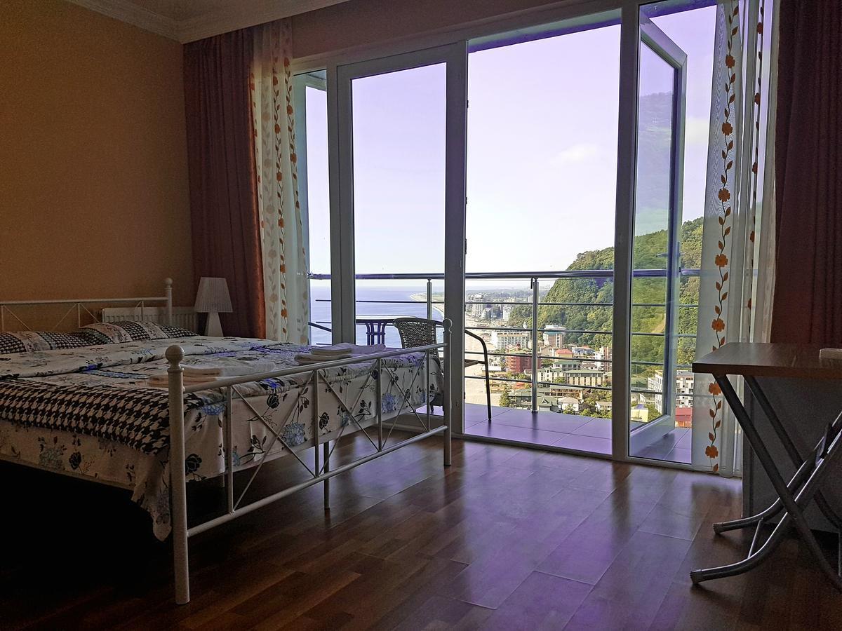 Calypso Kvariati Hotel ภายนอก รูปภาพ
